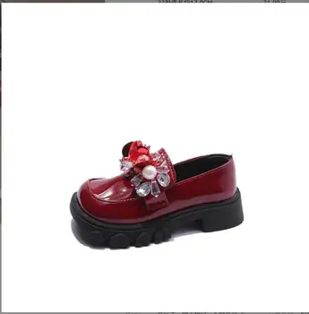 Весенне-осенние лоферы для девочек на платформе, модные, расшитые бисером, красивые детские кожаные туфли красного цвета, детская обувь с квадратным носком большого размера