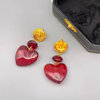 Винтажные серьги из смолы в форме красного сердца, покрытые 18-каратным золотом, нерегулярные висячие серьги для женщин